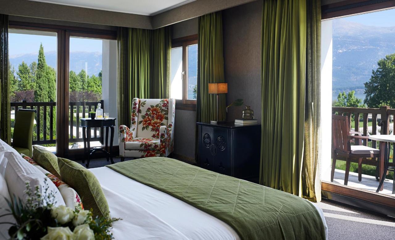 Hotel Du Lac Congress Center & Spa Yanya Dış mekan fotoğraf A bedroom at the hotel
