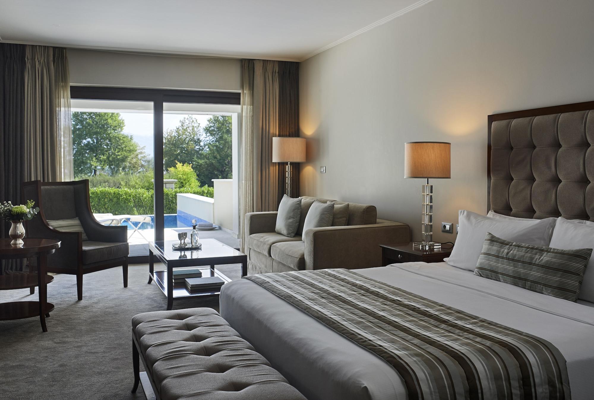 Hotel Du Lac Congress Center & Spa Yanya Dış mekan fotoğraf A room at the hotel